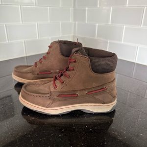Never WORN Sperry’s. Waterproof boots 🥾 Children size 1M.